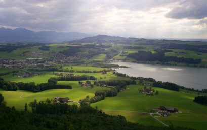 Nacheiszeitliche Seenlandschaft Mattsee, Seeham und Obertrum: Vom Salzach-Vorlandgletscher über kompakte bajuwarische Siedlungen bis zur heutigen Streusiedlung